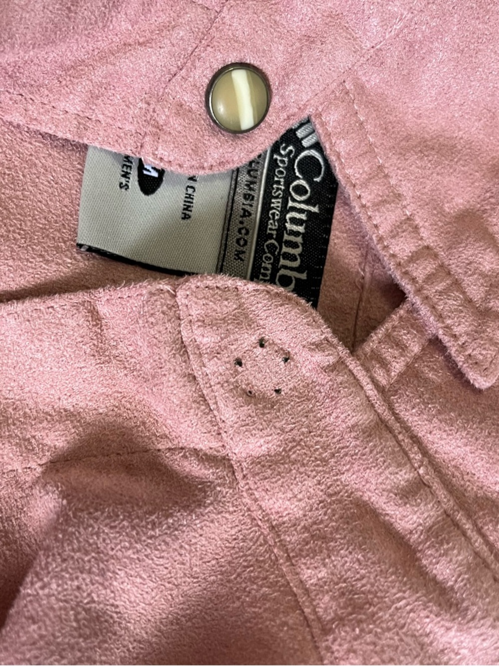 Columbia Button Up - Picture 7 of 7